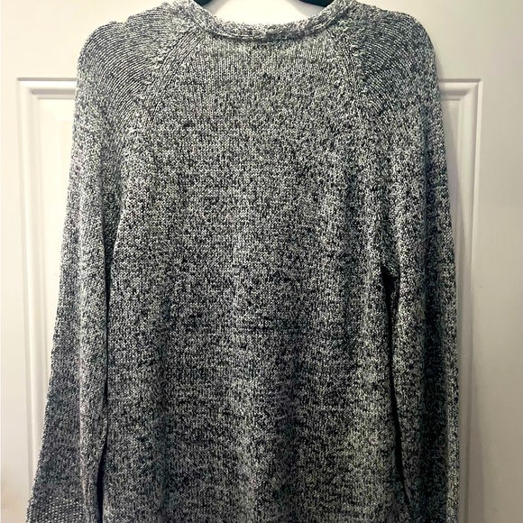 NWT XL Style & Co. Black White V Neck Ribbed Trim Boho Retreat Sweater - Picture 7 of 9